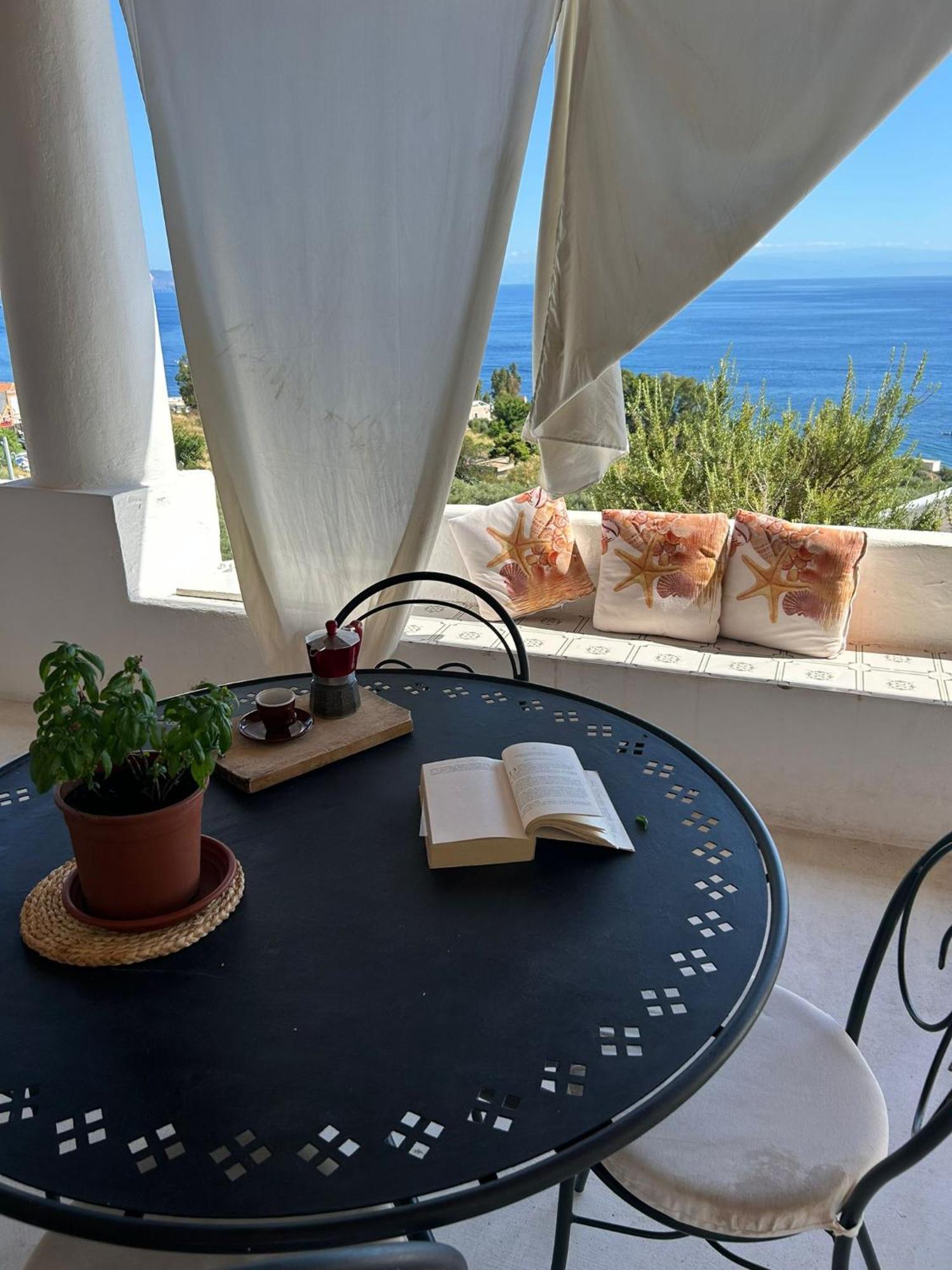 Salina Castel Vinci Villa Rinella Стая снимка